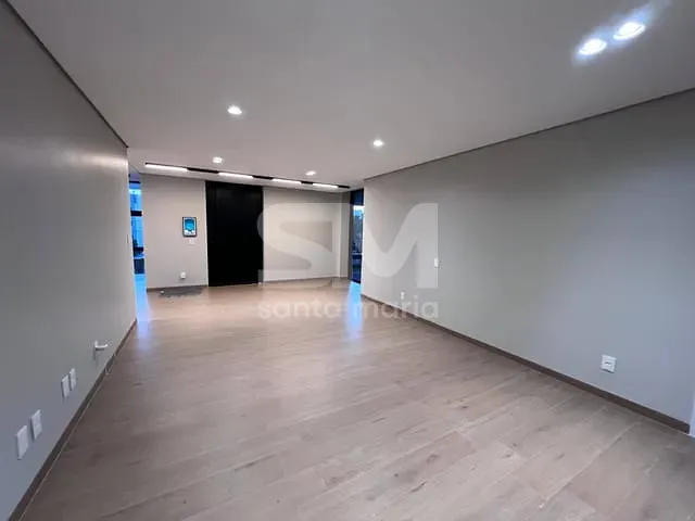Casa com 560m² 3 quartos e 2 banheiros, à venda, no bairro Santa Maria em Chapecó