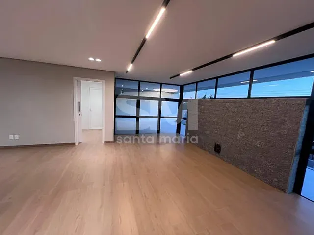 Casa com 560m² 3 quartos e 2 banheiros, à venda, no bairro Santa Maria em Chapecó