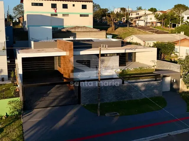 Casa com 560m² 3 quartos e 2 banheiros, à venda, no bairro Santa Maria em Chapecó