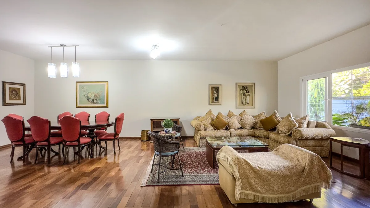 Casa para venda em Vila Madalena com 3 quartos, sendo 2 suítes, 257m²