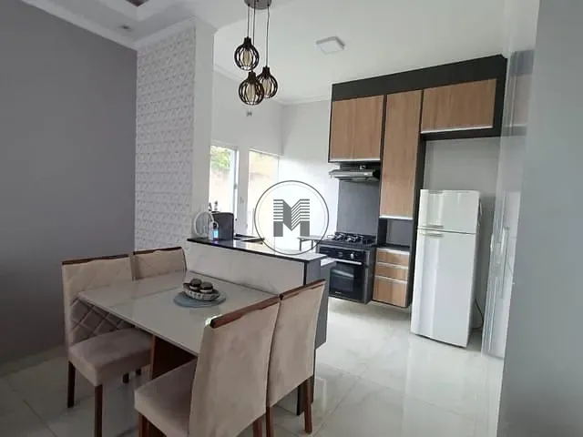 Casa 2 quartos e 2 banheiros, à venda, no bairro Belveder Clube dos 500 em Guaratinguetá