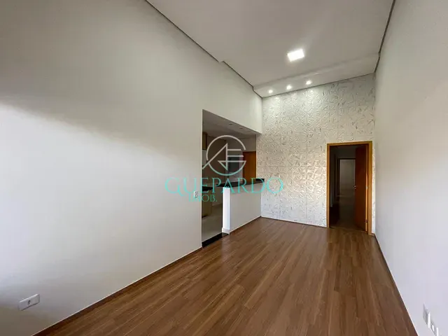 Casa com 147m² 3 quartos e 2 banheiros, para alugar, no bairro Jardim Belo Horizonte em Londrina