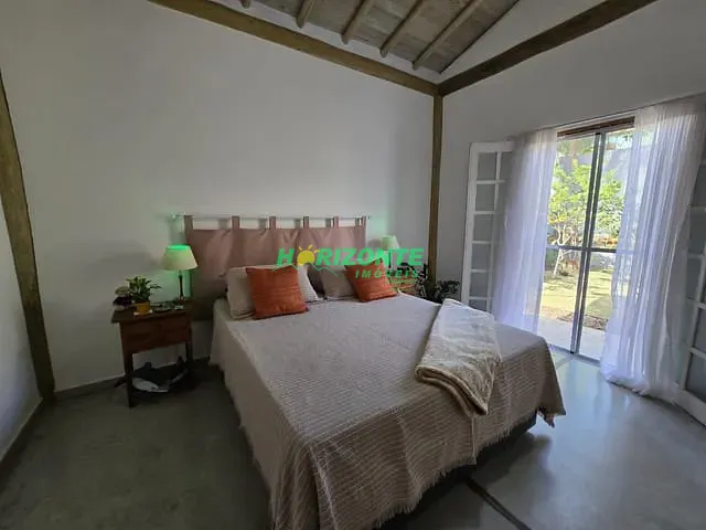 Casa 2 quartos e 3 banheiros, à venda, no bairro Urbanova em São José dos Campos