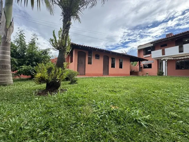 Casa com 280m² 3 quartos e 2 banheiros, para alugar, no bairro Santo Inácio em Curitiba