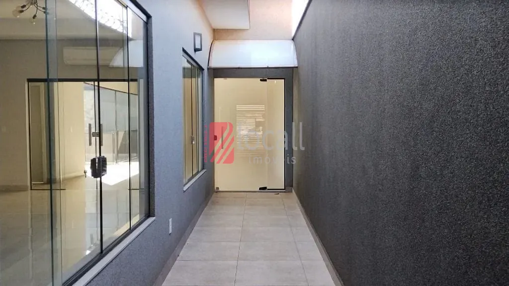 Casa com 4 quartos à venda, 250m² — foto 24 de 28