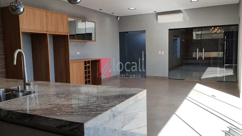 Casa com 4 quartos à venda, 250m² — foto 5 de 28