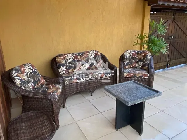 Casa com 350m² 3 quartos e 3 banheiros, à venda, no bairro Martim de Sá em Caraguatatuba