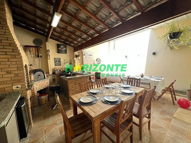 Casa com 150m² 3 quartos e 2 banheiros, à venda, no bairro Jardim das Indústrias em São José dos Campos