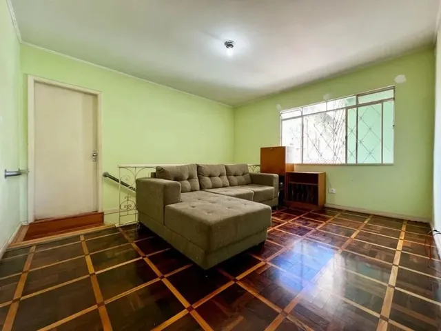 Casa com 364m² 4 quartos e 4 banheiros, à venda, no bairro Centro Cívico em Curitiba