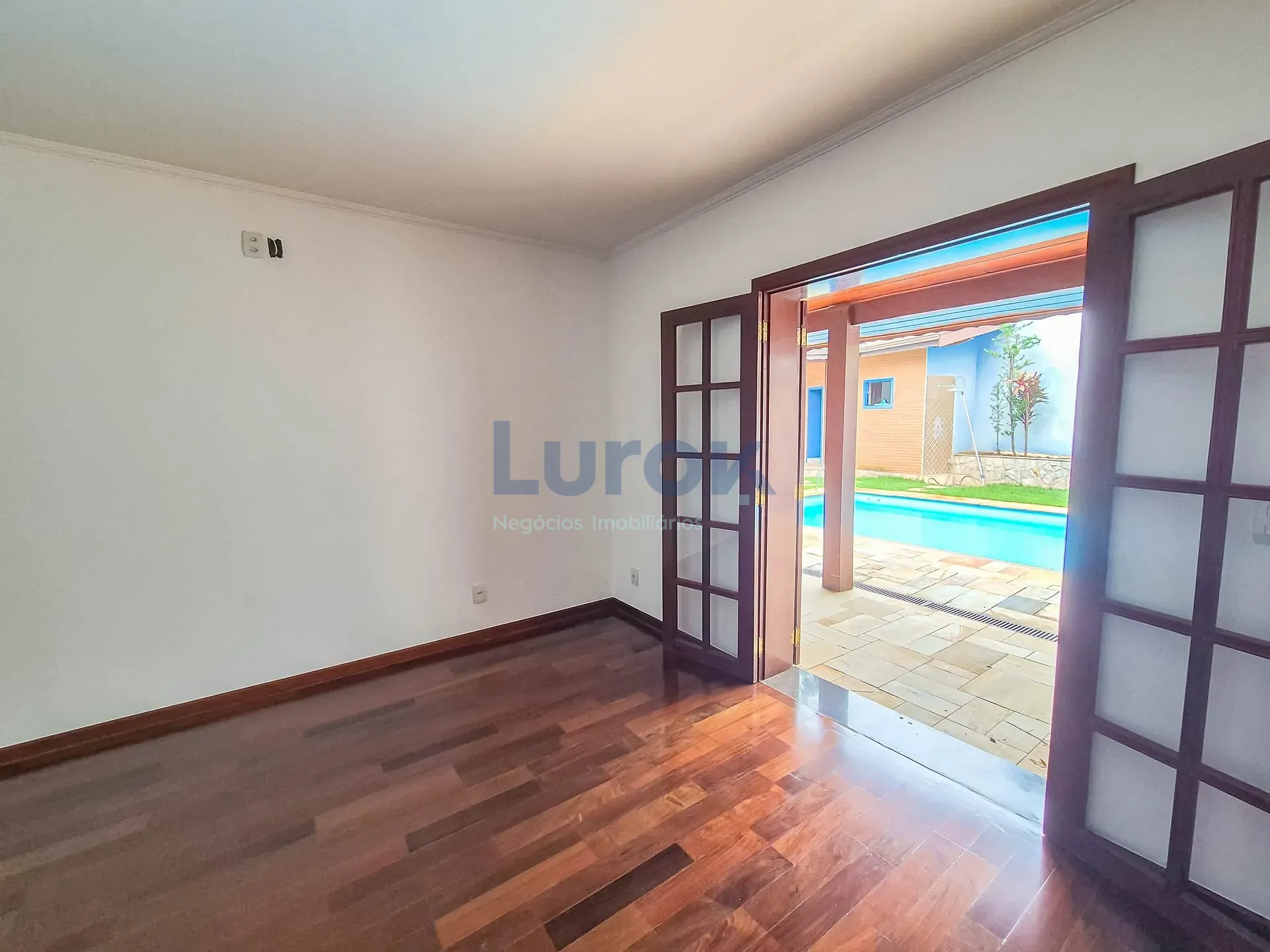 Casa, 3 quartos, 380 m² - Foto 32
