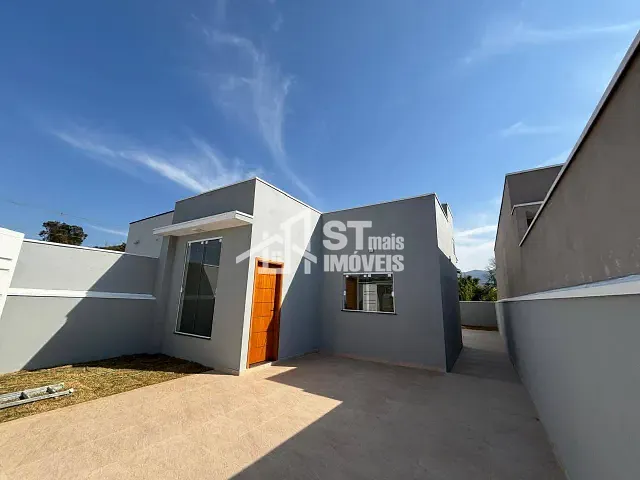 Casa 2 quartos e 1 banheiro, à venda, no bairro Jardim Heloísa em Andradas