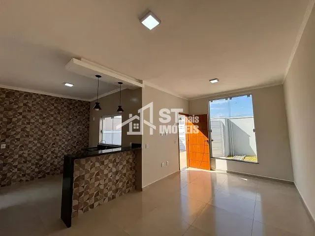 Casa 2 quartos e 1 banheiro, à venda, no bairro Jardim Heloísa em Andradas
