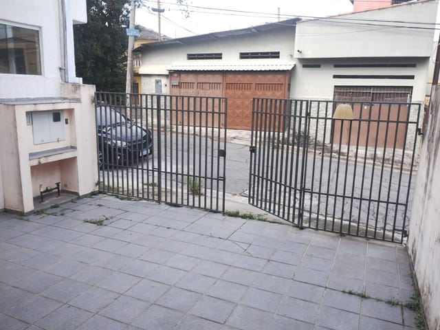 Sobrado 2 quartos e 2 banheiros, à venda, no bairro Jardim Lúcio de Castro em São Paulo