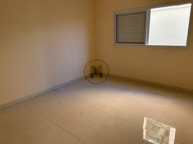 Casa com 300m² 3 quartos e 3 banheiros, para alugar, no bairro Loteamento Villagio Itálian em Guaratinguetá