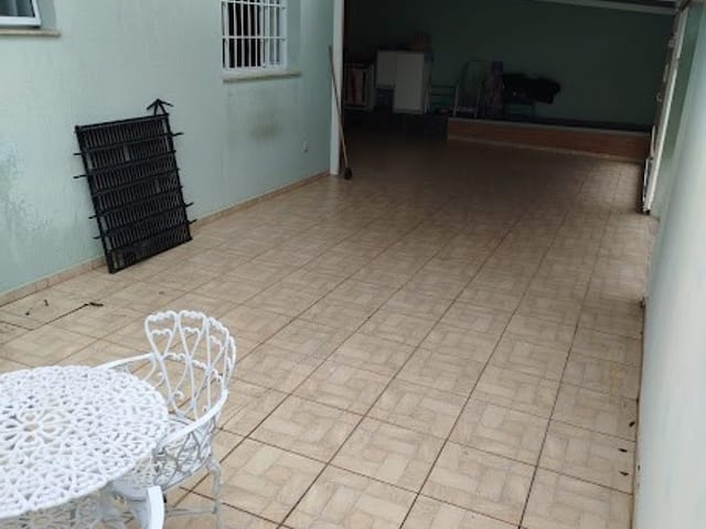 Casa com 250m² 5 quartos e 3 banheiros, à venda, no bairro Crispim em Pindamonhangaba