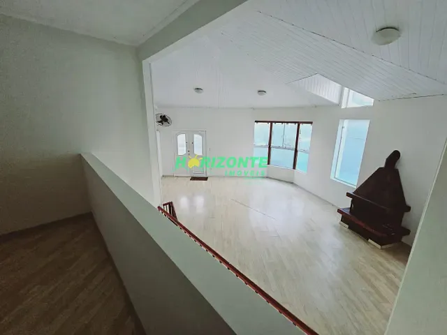 Casa com 419m² 4 quartos e 7 banheiros, à venda, no bairro Urbanova em São José dos Campos