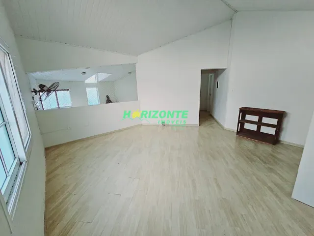 Casa com 419m² 4 quartos e 7 banheiros, à venda, no bairro Urbanova em São José dos Campos
