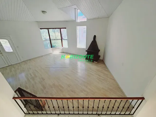 Casa com 419m² 4 quartos e 7 banheiros, à venda ou para alugar, no bairro Urbanova em São José dos Campos