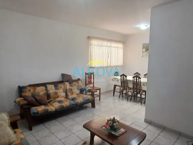 Casa com 330m² 3 quartos e 3 banheiros, à venda, no bairro Jardim América em São José dos Campos