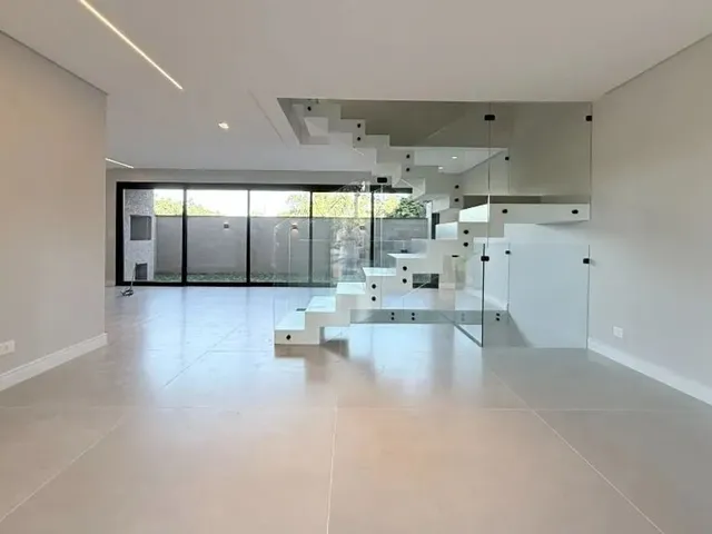 Casa com 122m² 3 quartos e 3 banheiros, à venda, no bairro Pilarzinho em Curitiba