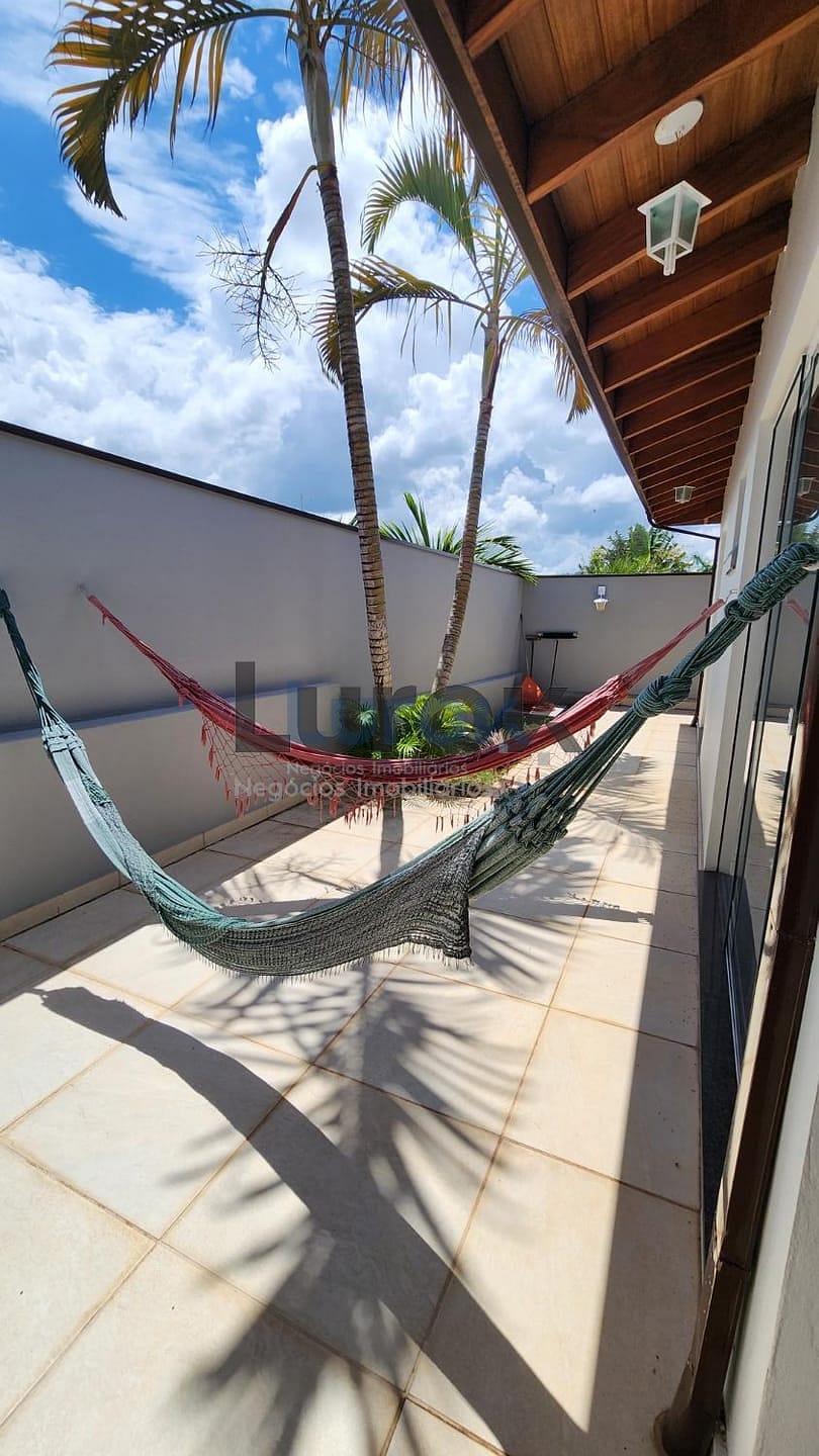 Casa, 4 quartos, 270 m² - Foto 35