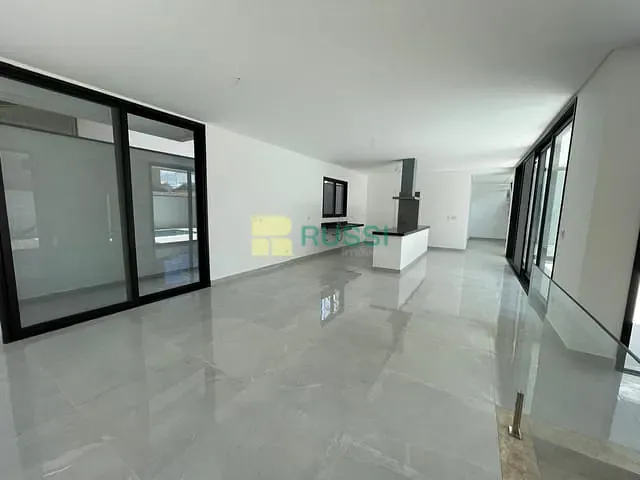 Casa com 367m² 4 quartos e 4 banheiros, à venda, no bairro Urbanova III em São José dos Campos