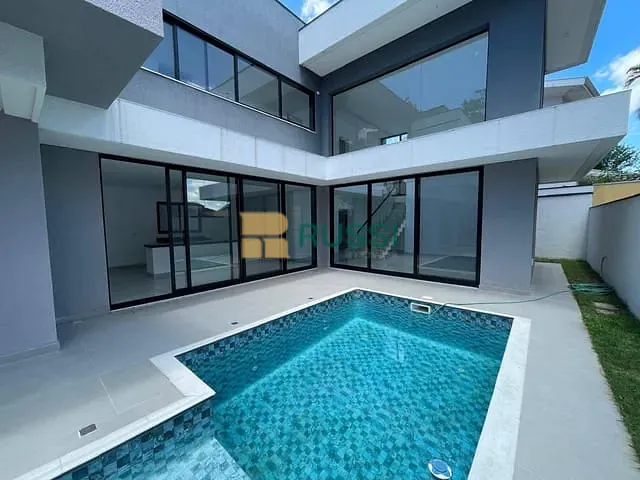 Casa com 367m² 4 quartos e 4 banheiros, à venda, no bairro Urbanova III em São José dos Campos