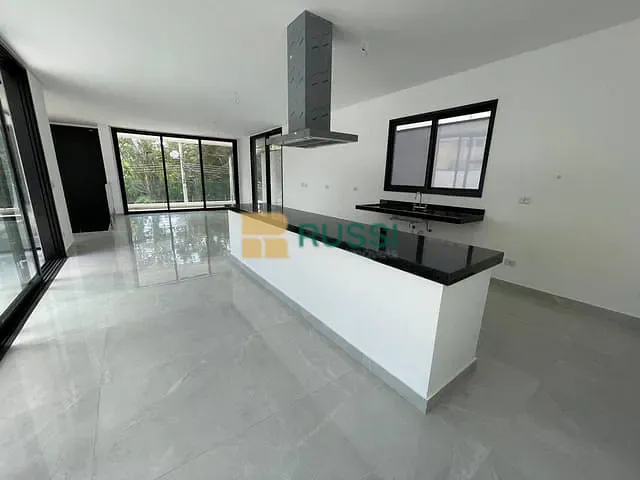 Casa com 367m² 4 quartos e 4 banheiros, à venda, no bairro Urbanova III em São José dos Campos