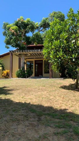 Casa com 1500m² 4 quartos e 6 banheiros, à venda ou para alugar, no bairro São João da Barra em São João da Barra
