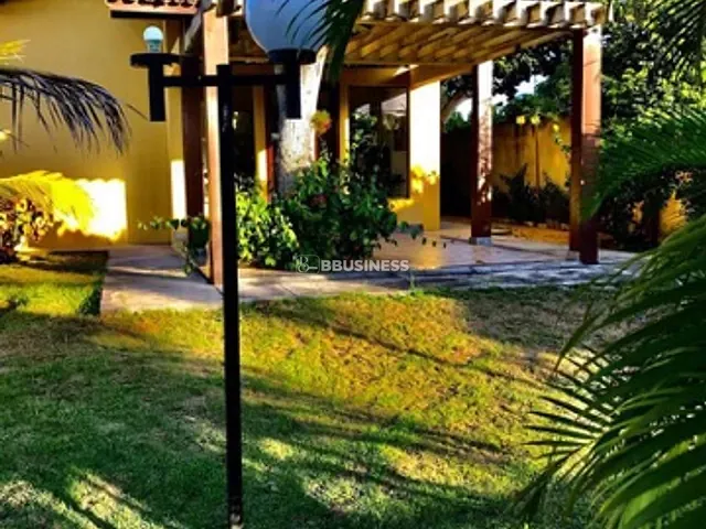 Casa com 1500m² 4 quartos e 6 banheiros, à venda ou para alugar, no bairro São João da Barra em São João da Barra