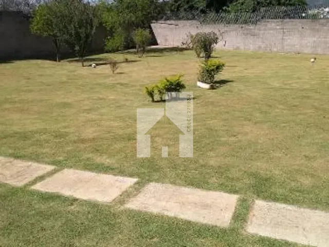 Casa com 1220m² 2 quartos e 2 banheiros, à venda, no bairro Parque Quinta da Boa Vista em Jundiaí