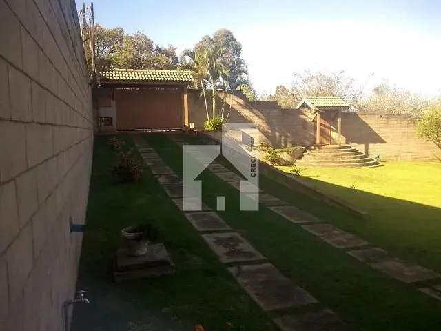 Casa com 1220m² 2 quartos e 2 banheiros, à venda, no bairro Parque Quinta da Boa Vista em Jundiaí