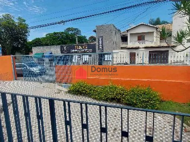 Casa com 553m², para alugar, no bairro Centro em Pindamonhangaba