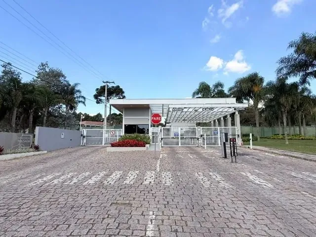 Casa com 4880m² 3 quartos e 3 banheiros, à venda, no bairro Pousada Quatro Barras em Quatro Barras