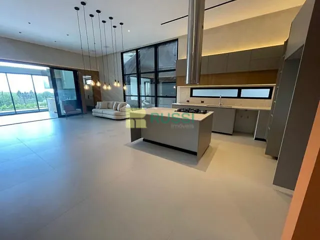 Casa com 275m² 4 quartos e 5 banheiros, à venda, no bairro Condomínio Residencial Montserrat em São José dos Campos