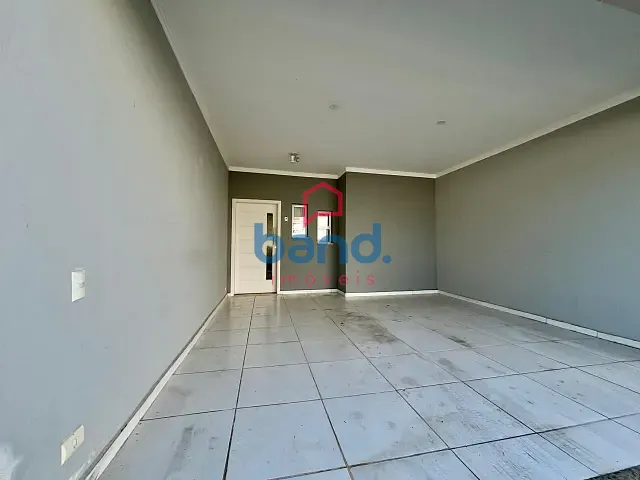 Casa 3 quartos e 2 banheiros, à venda, no bairro Jardim São Pedro em Porto Feliz