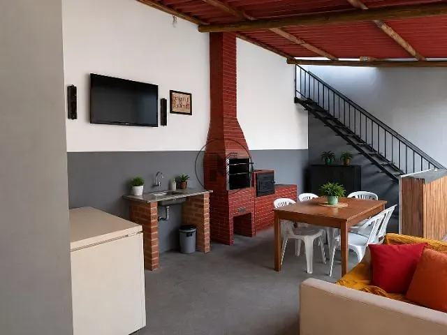 Casa com 250m² 3 quartos e 1 banheiro, à venda, no bairro Chácaras Santa Edwirges em Guaratinguetá