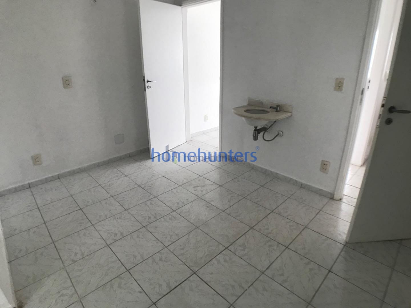 Casa à venda com 6 quartos, 150m² - Foto 21