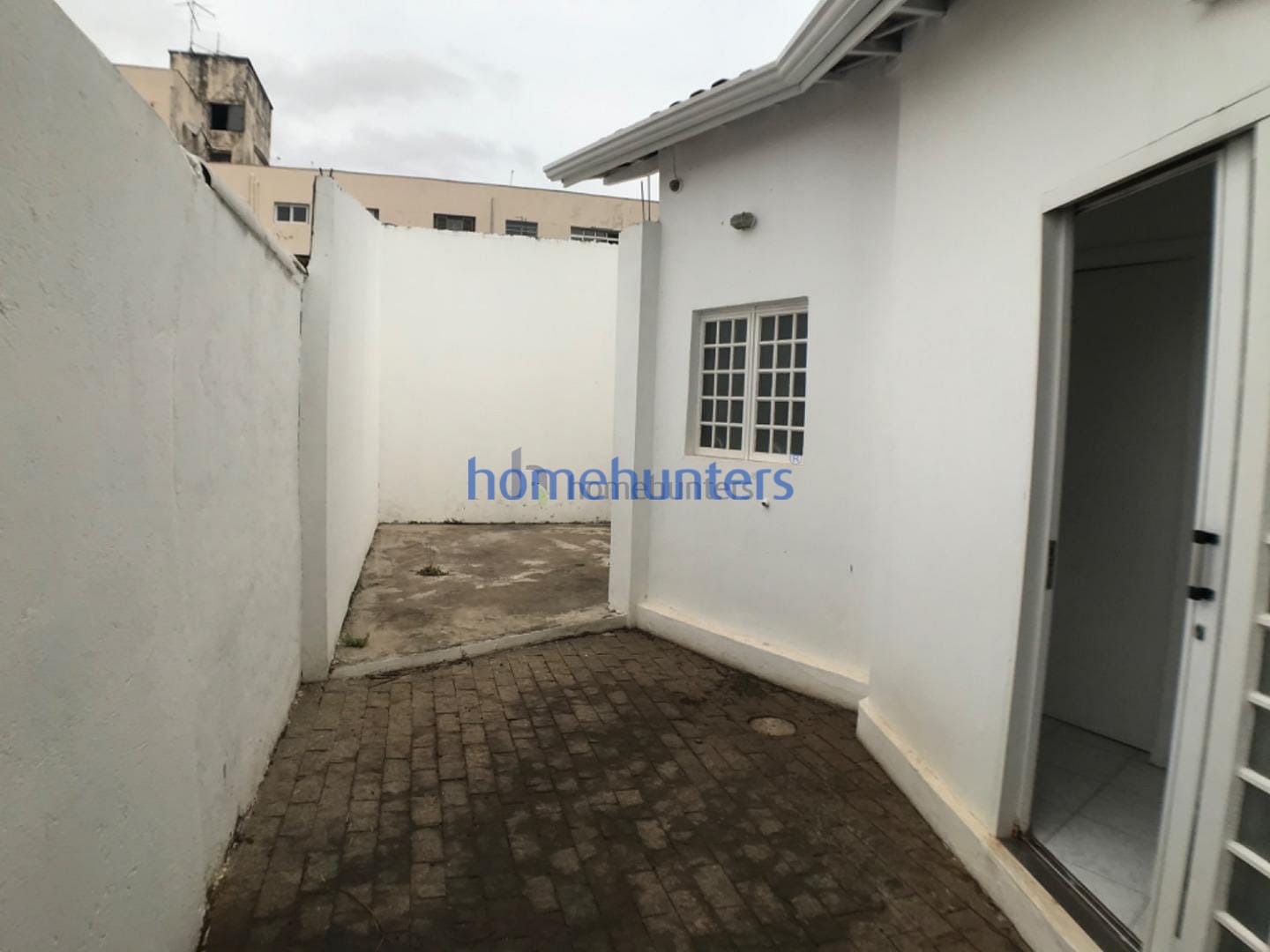 Casa à venda com 6 quartos, 150m² - Foto 26