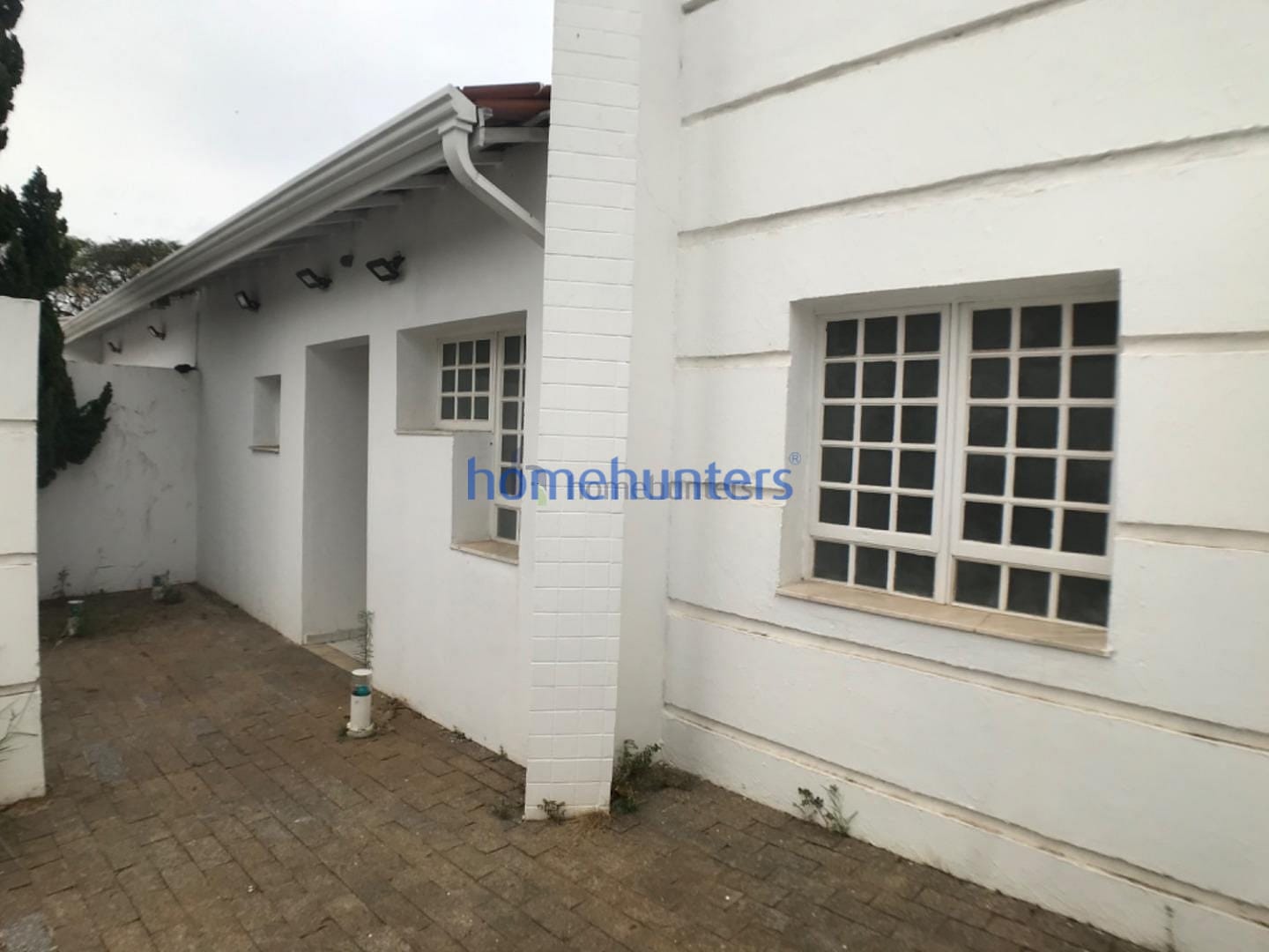 Casa à venda com 6 quartos, 150m² - Foto 23