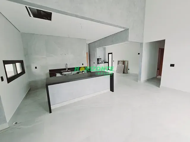 Casa com 156m² 3 quartos e 4 banheiros, à venda, no bairro Floresta em São José dos Campos
