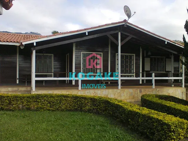 Casa com 900m² 3 quartos e 3 banheiros, à venda, no bairro José Veríssimo em Paraisópolis
