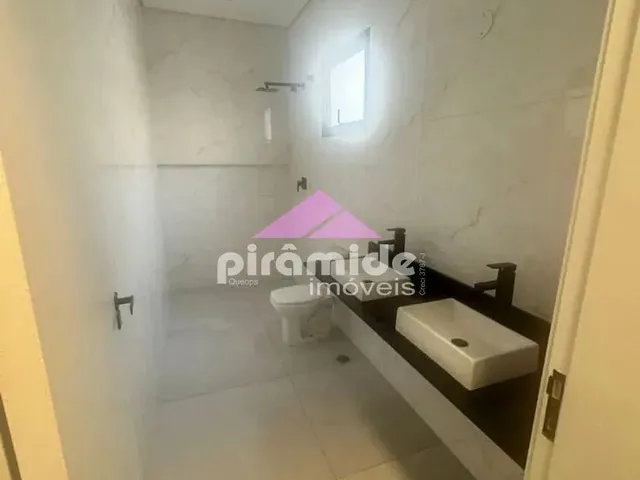 Casa com 388m² 4 quartos e 4 banheiros, à venda, no bairro Floresta em São José Dos Campos