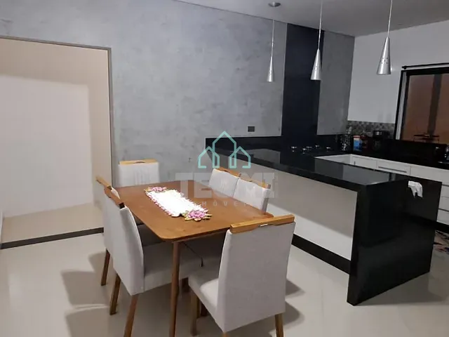 Casa 2 quartos e 1 banheiro, à venda, no bairro Jardim Continental III em Taubaté