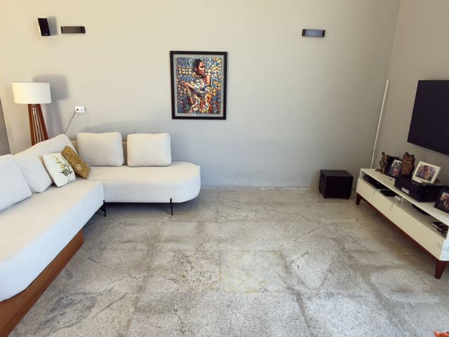 Casa com 1025m² 4 quartos e 5 banheiros, à venda, no bairro San Diego em Vargem Grande Paulista