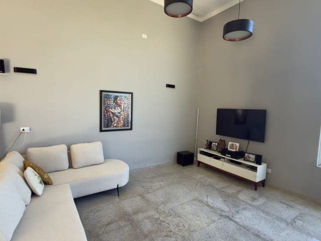 Casa com 1025m² 4 quartos e 5 banheiros, à venda, no bairro San Diego em Vargem Grande Paulista