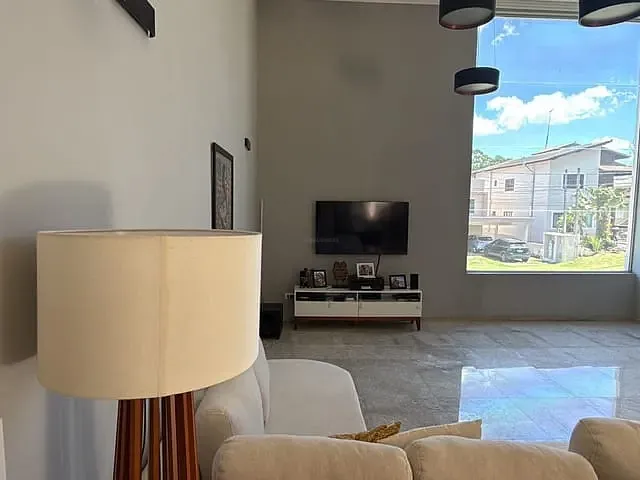 Casa com 1025m² 4 quartos e 5 banheiros, à venda, no bairro San Diego em Vargem Grande Paulista