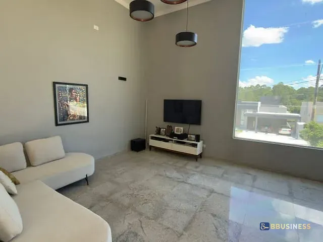 Casa com 1025m² 4 quartos e 5 banheiros, à venda, no bairro San Diego em Vargem Grande Paulista