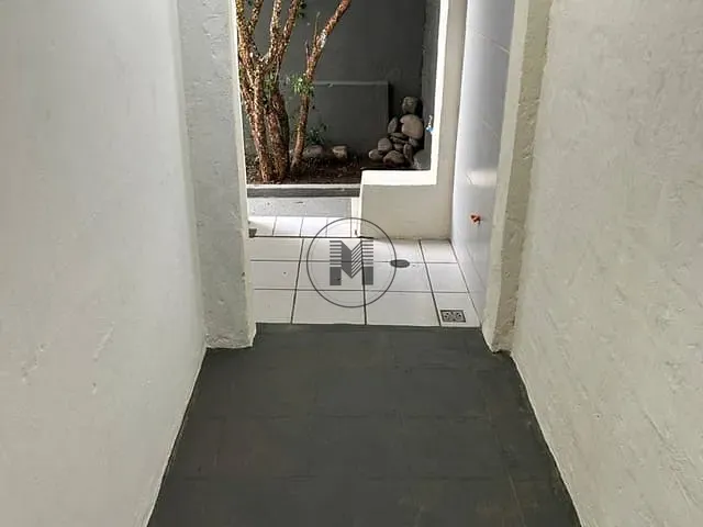 Casa 2 quartos e 1 banheiro, para alugar, no bairro Nova Guará em Guaratinguetá