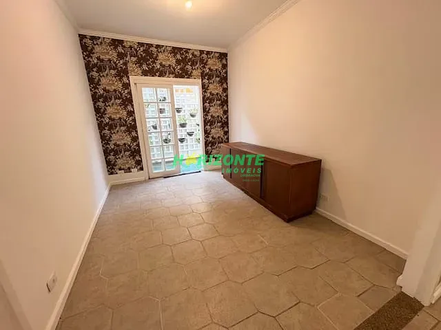 Casa 3 quartos e 2 banheiros, à venda, no bairro Urbanova em São José dos Campos